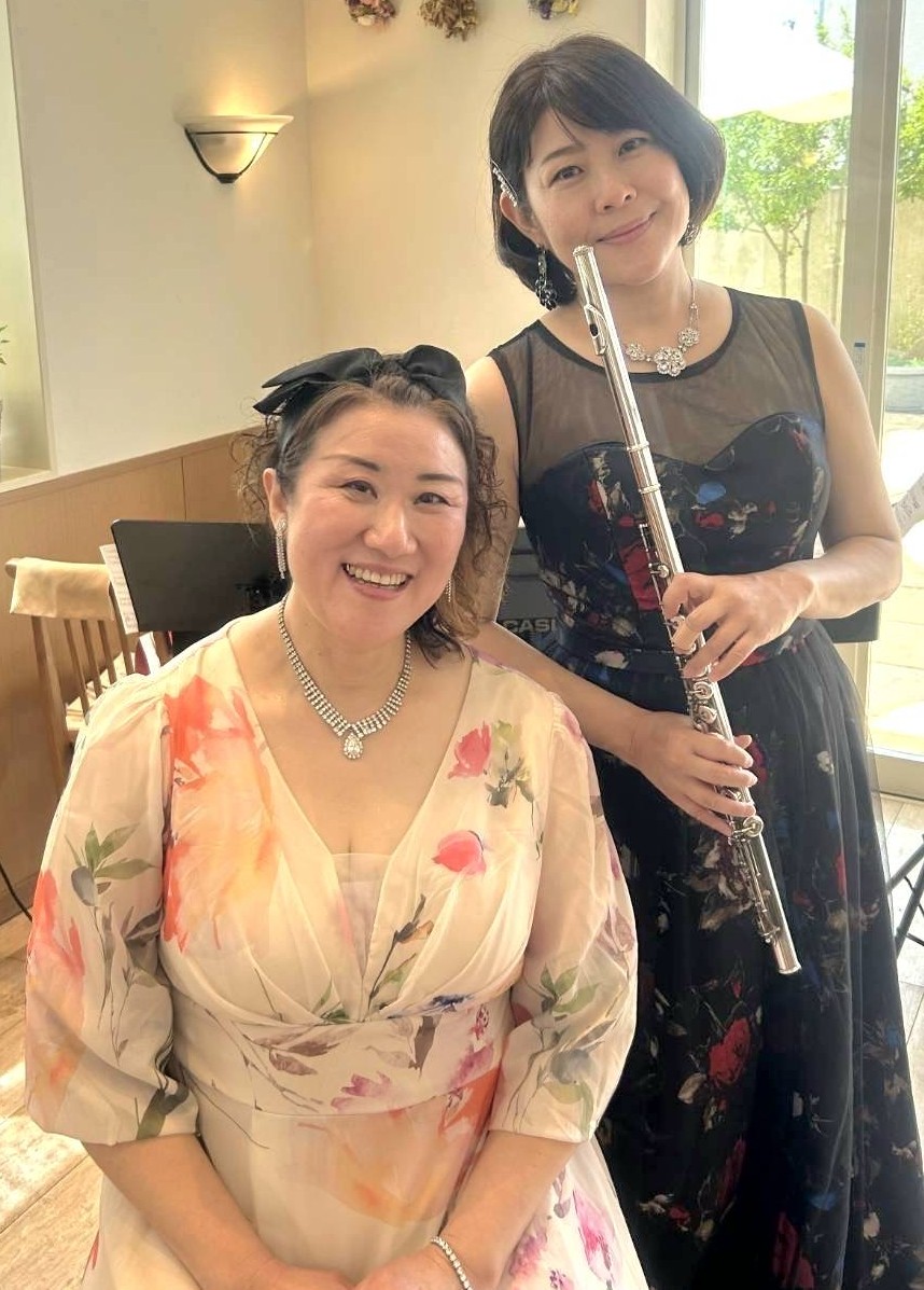 特別ゲスト 「歌＆フルートデュオ コモレヴィーノ～comorevino～」
