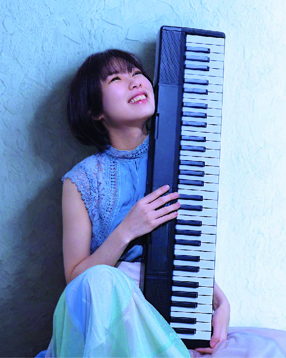 三原奈那（ピアノ）